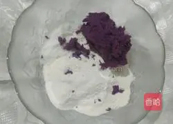 Illustration of making glutinous rice and purple potato cakes 2