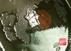 Illustration of how to make egg pancakes rolled with ham 5