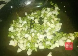 Illustration of how to make sausage meatball rice 4