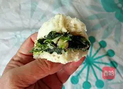 Illustration of how to make shrimp and cabbage buns 16