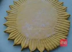 Milk Sunflower Steamed Buns Recipe Illustration 7