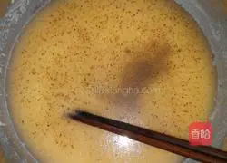 Illustration of how to make chive egg pancake 1