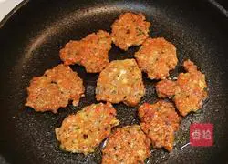 Illustration of how to make fried meatloaf 6