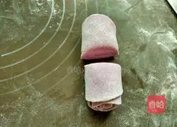 Illustration of how to make rose steamed buns 12