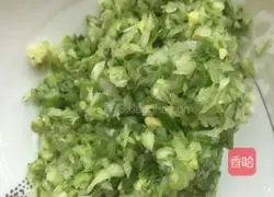 Illustration of how to make pickled cabbage stuffed buns 2