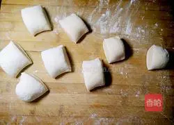 Illustration of making dough scallion pancakes 7