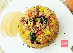 Illustration of Curry Apple Fried Rice 11