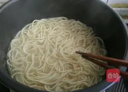 Illustration of how to make dried pork noodles 11