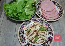 Illustration of how to make bacon burrito 6