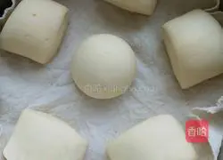 Illustration of how to make steamed buns 16