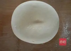 Illustration of how to make three fresh stuffed dumplings 15