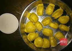 Illustration of how to make fancy steamed buns 4