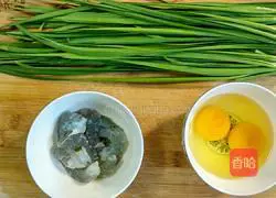 Illustration of how to make leek, shrimp, egg and pancake 2