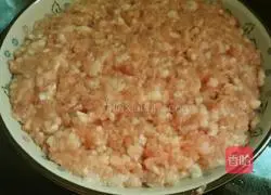 Illustration of how to make steamed meat cakes 12