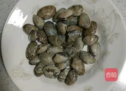 Illustration of how to make flower nail powder 1