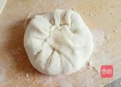 Illustration of how to make pickled cabbage oil pie 14