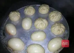 Illustration of how to make cabbage and potato buns 5