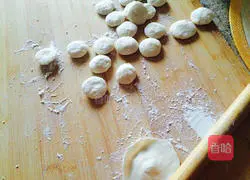 Illustration of how to make dumplings 6