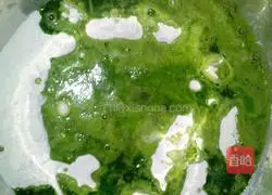 Illustration of how to make spinach noodles 1