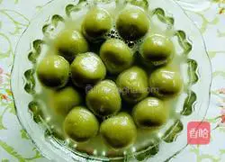 Illustration of how to make matcha chocolate glutinous rice balls 9