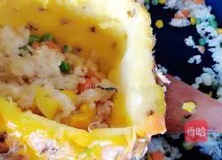 Nanyang Pineapple Boat Fried Rice Recipe Illustration 11