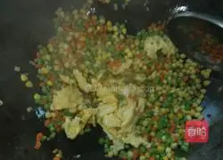 Assorted Egg Fried Rice Recipe Illustration 5