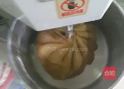 Illustration of how to make flowering steamed buns 4