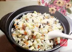 Illustration of how to make delicious fried rice 12