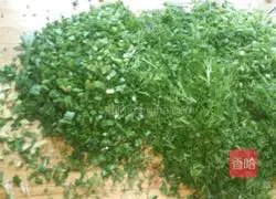 Illustration of how to make fennel and meat dumplings 3