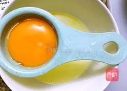 Illustration of making glutinous rice and eggs 3