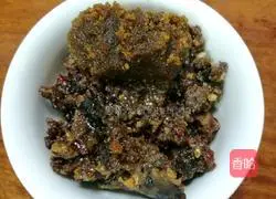 Illustration of how to make curry beef sauce and egg fried rice 2