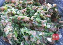 Shepherd's Purse and Pork Wonton Recipe Illustration 7