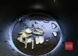 Illustration of how to make vegetarian fried pancakes 4