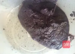 Illustration of how to make black rice steamed buns 1