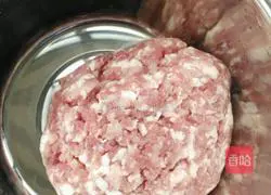 Illustration of how to make cabbage and dumpling stuffing 1