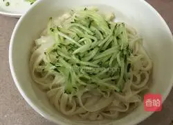 Illustration of how to make beef sauce noodles 8