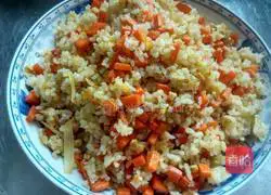 Illustration of how to make carrot and egg fried rice 8