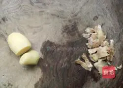 Illustration of how to make fennel meat buns 4