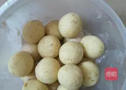 Illustration of making colorful glutinous rice balls 7