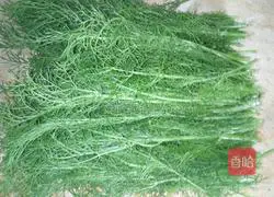 Illustration of how to make egg and fennel buns 6