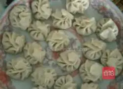 Illustration of how to make a bun 3