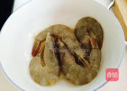 Illustration of how to make soup noodles 7