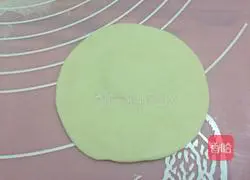 Mushroom and pork Illustration of how to make dumplings 7