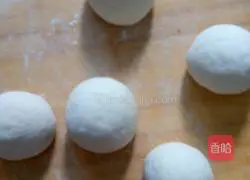 Illustration of how to make old noodle steamed buns 6