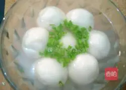 Illustration of how to make salty glutinous rice balls 12