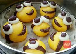 Illustration of how to make Minion Steamed Buns 19