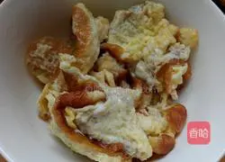 Illustration of how to make tomato, ham and egg fried noodles 9