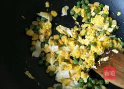 Illustration of how to make quick-fried rice at home 6