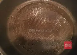 Illustration of how to make wonton skin scallion pancakes 11