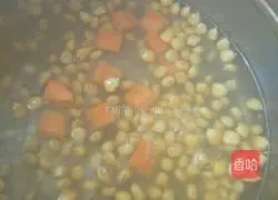 Illustration of how to make colorful pepper and corn fried rice 2